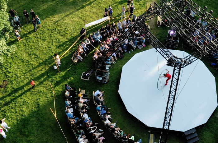 &copy; Filip Jacobson